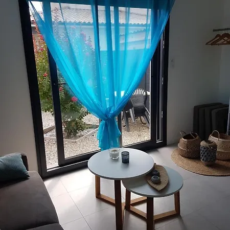 Studio Apartment Le Teich